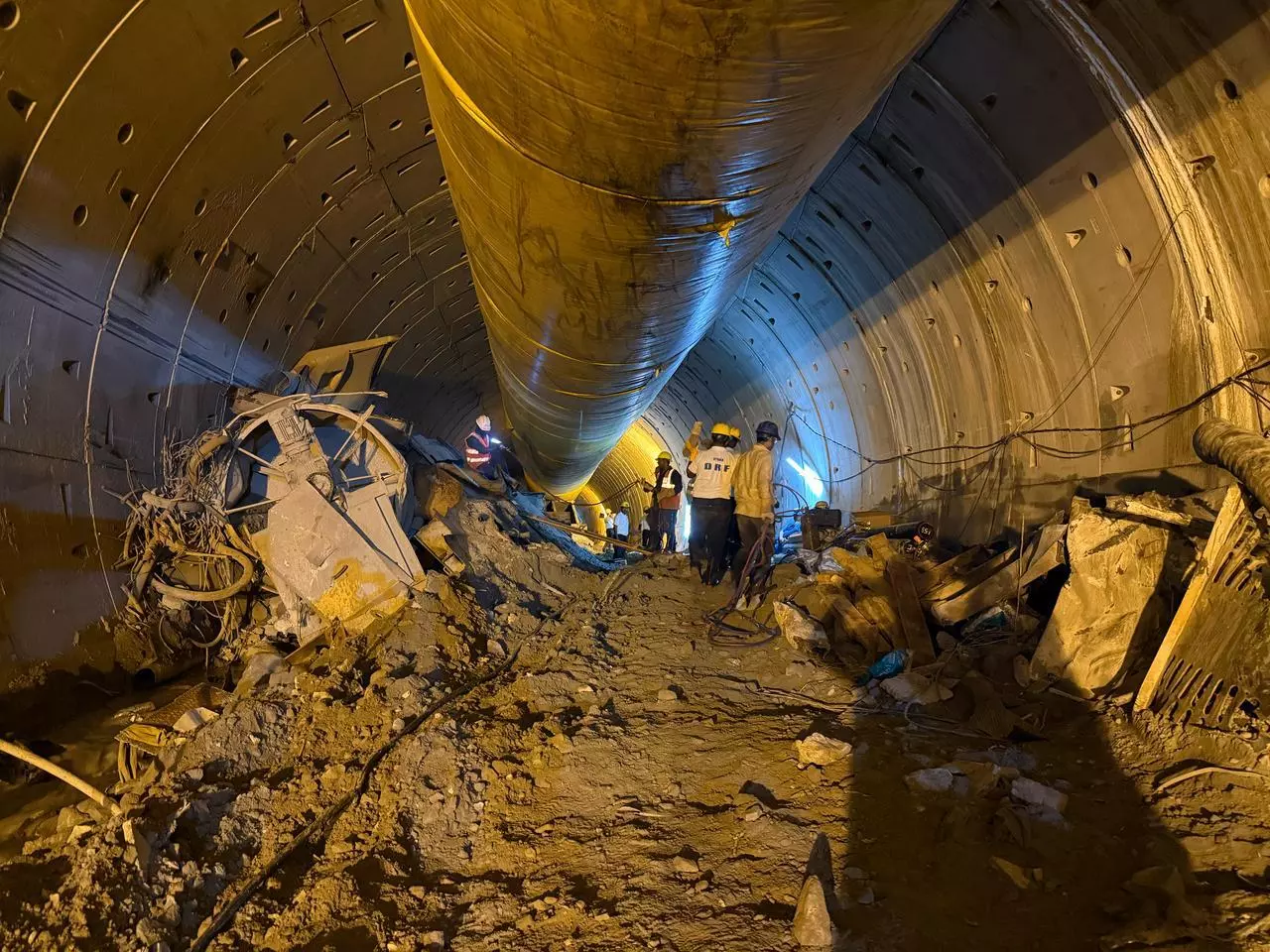 Rescuers close to find second missing worker in SLBC tunnel