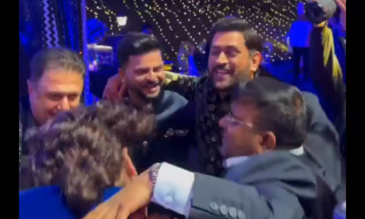 Dhoni, Raina set dance floor on fire at Rishabh Pants sister wedding