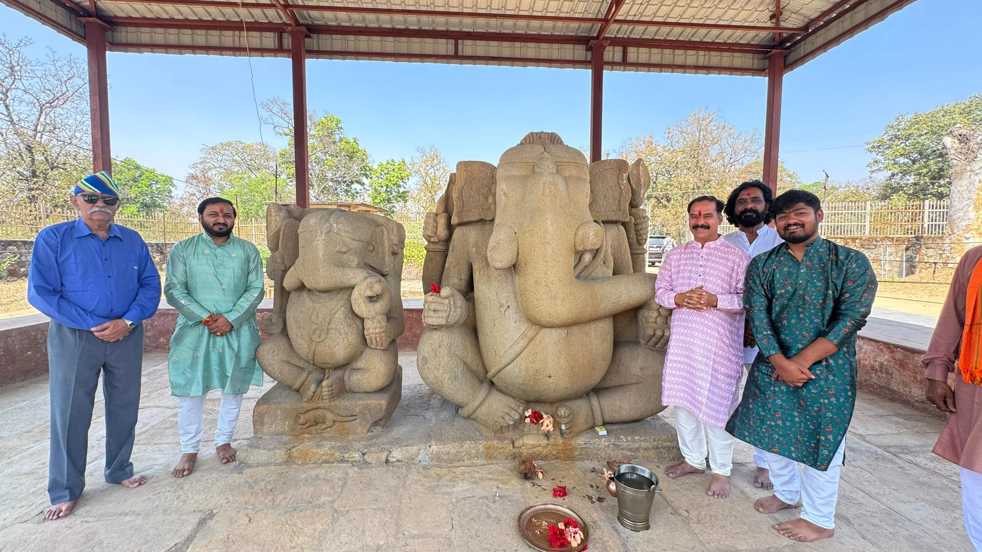 Royals Take Part in Chhattisgarh’s Phagun Madayi Fest