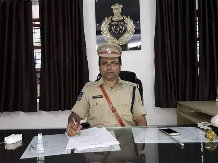 Top Cop Inspects Mancherial Town Police Station