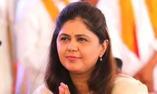 Pankaja Munde miffed with BJP MLA, asks party to warn him