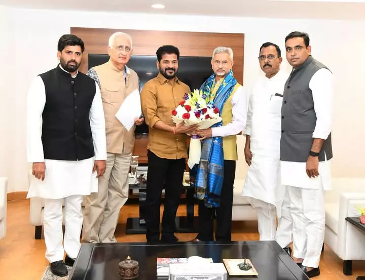 CM Seeks MEA’s Cooperation to Host Miss World Pageant in Hyd