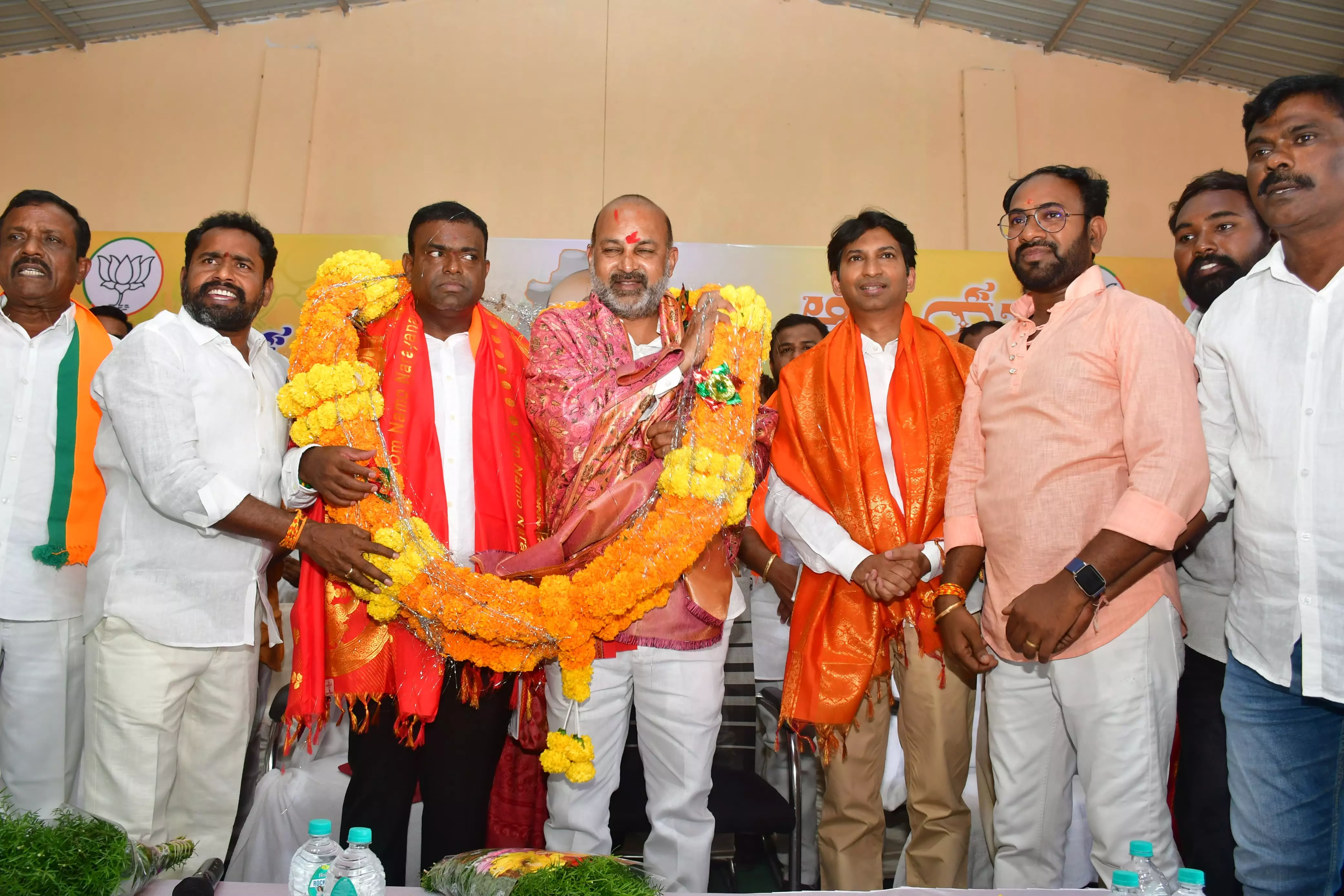 Telangana: Bandi Condemns Removal of Potti Sriramulu’s Name from Telugu Varsity Telangana: Bandi Condemns Removal of Potti Sriramulu’s Name from Telugu Varsity