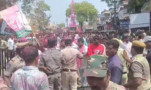 Congress., BRS clash during Komala Jatara celebrations Congress., BRS clash during Komala Jatara celebrations