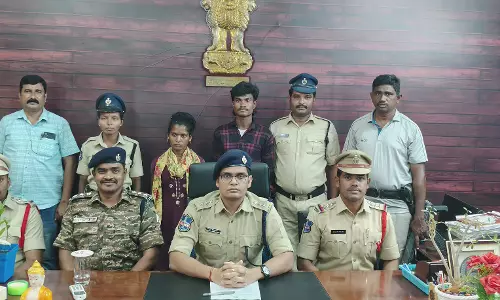 Two Maoists surrender before Mulugu police