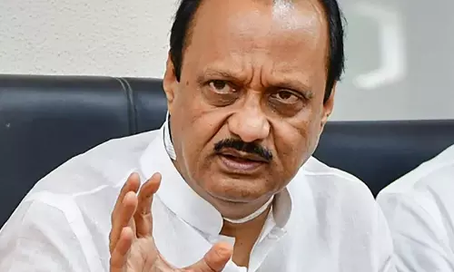 Mahayuti fumes over Congress leader’s ‘Fadnavis as cruel as Aurangzeb’ remark Mahayuti fumes over Congress leader’s ‘Fadnavis as cruel as Aurangzeb’ remark