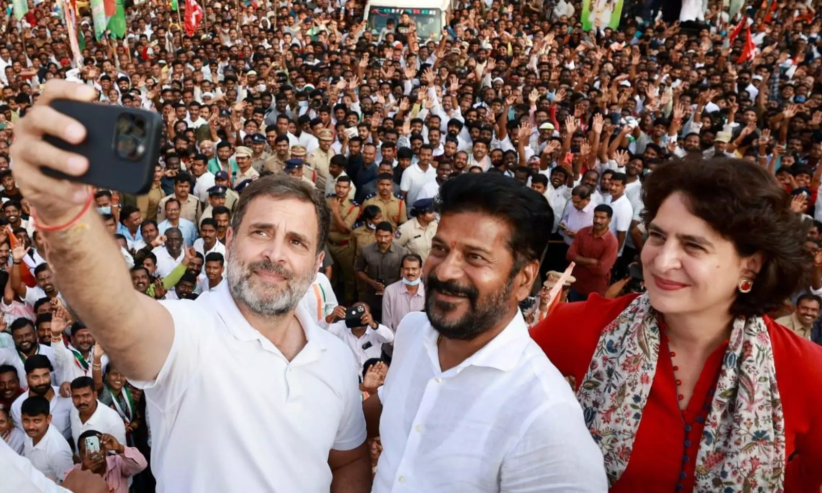 Congress High Command Praises Revanth Reddy on OBC Bill Congress High Command Praises Revanth Reddy on OBC Bill