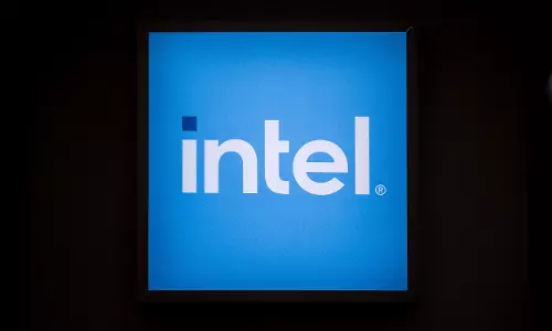 Intels new CEO plots overhaul of manufacturing and AI operations