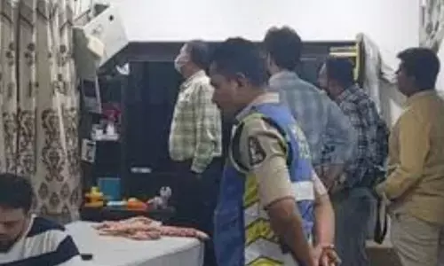 Burglars Loot NRI’s House in Hyderabad