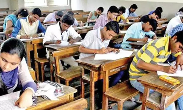 Minority Institutions Seek Exemption From Fee Regulation