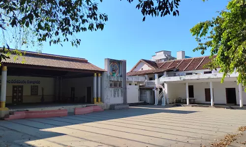 Veeresalingam’s Town Hall Seeks Donations for Maintenance