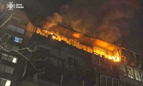 7 killed after Moscow targets Ukraine with mass drone attack ahead of ceasefire talks