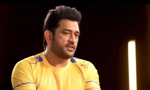 MS Dhoni shares views on regional language commentary for IPL