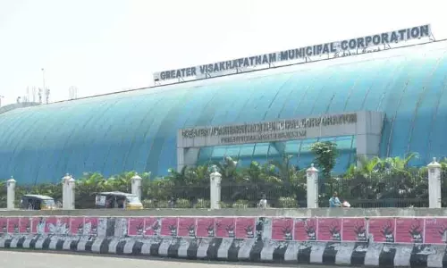 GVMC orders Sarada Peetham to vacate govt land