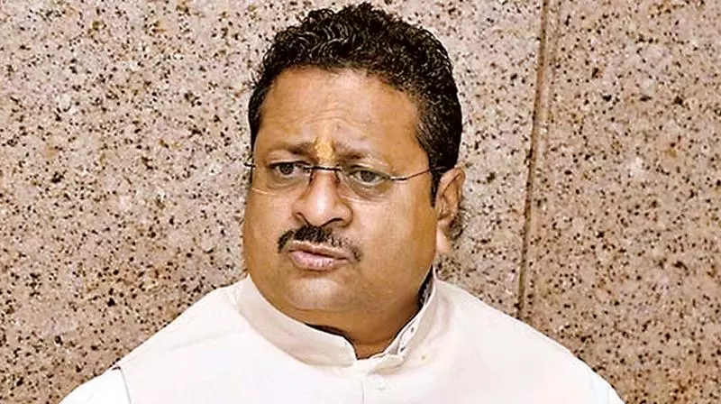 Yatnal Slams Congress Power Struggle In Karnataka Yatnal Slams Congress Power Struggle In Karnataka