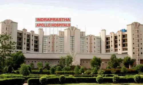 SC Warns Apollo Hospital Over Denying Free Treatment, May Hand Over to AIIMS