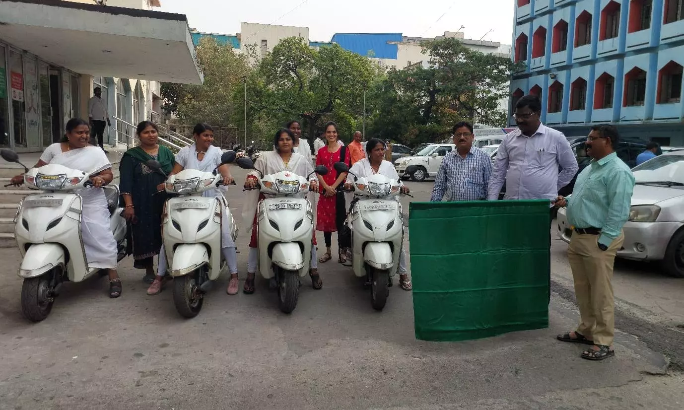 Immunisation: Four two-wheelers given to ANMs to reach high-risk and hard-to-access areas in Hyderabad