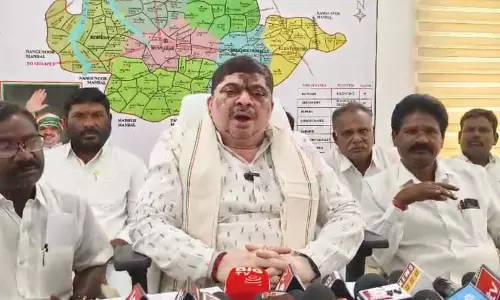 Fine rice is Congress gift for Ugadi: Ponnam