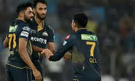 Siraj, Krishna help Gujarat defeat Mumbai in IPL