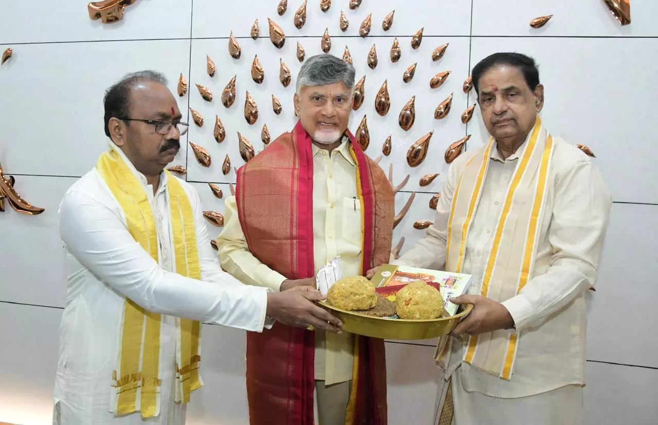 Srivari theertha prasadams presented to AP CM Naidu