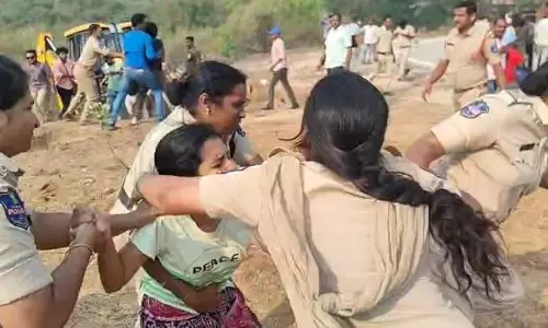 HCU students detained for averting leveling works at 400-acre land meant for auction
