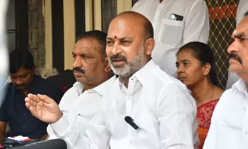 Pink rule has affected Telangana: Bandi