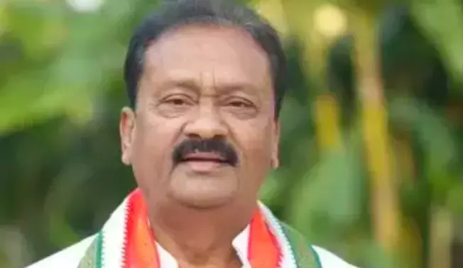 Shabbir, family pray in Kamareddy