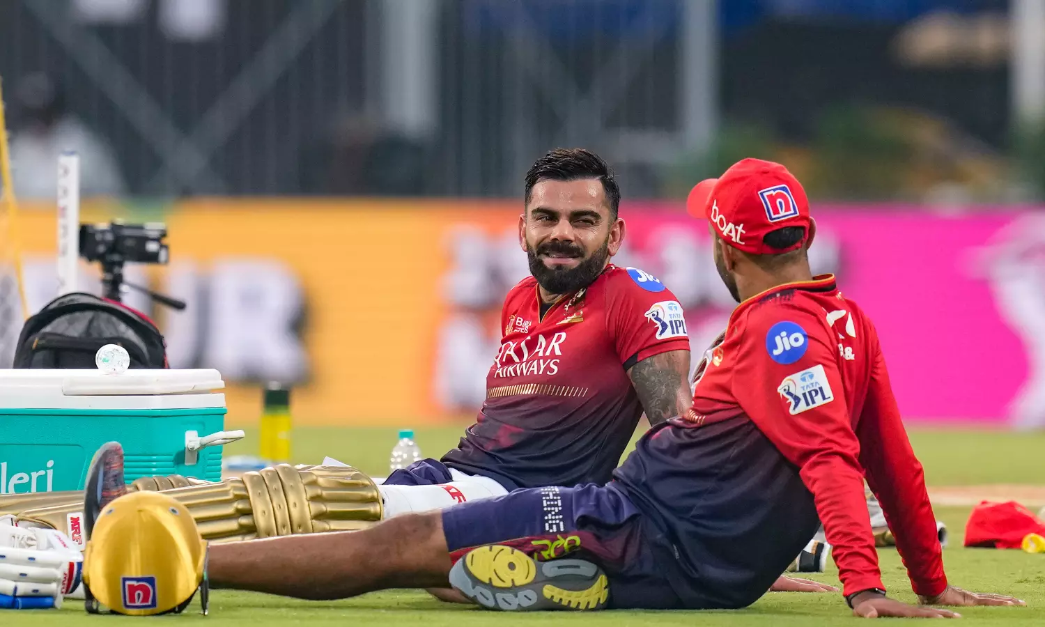 Sydney Sixers signs Virat Kohli for next two seasons of BBL, but... Sydney Sixers signs Virat Kohli for next two seasons of BBL, but...