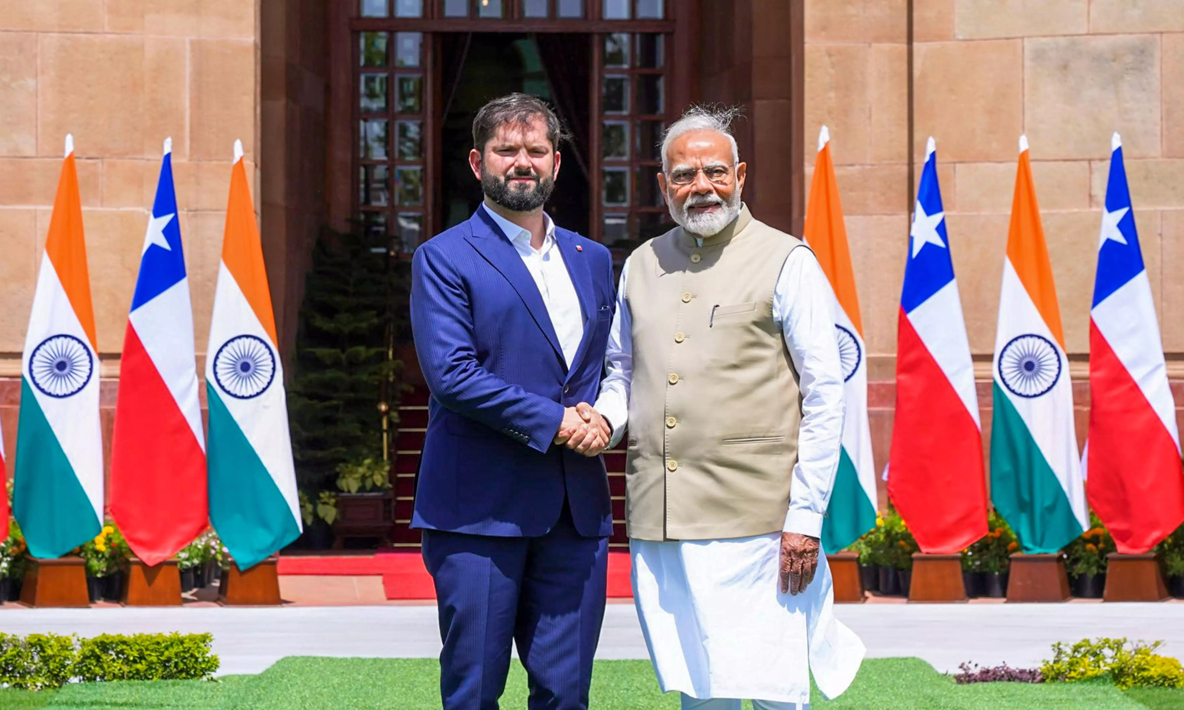 India, Chile begin talks for trade pact