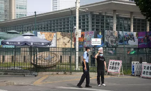 US Bans Officials in China from Romantic Ties with Locals