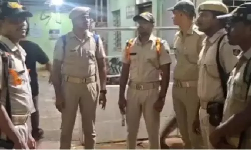 Odisha: Two interstate chain-snatchers injured in police encounter Odisha: Two interstate chain-snatchers injured in police encounter