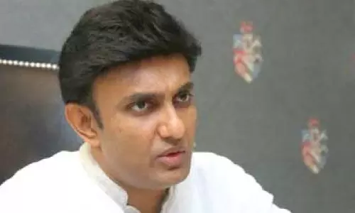 Bhadrachalam MLA saves life of a Congress leader with CPR