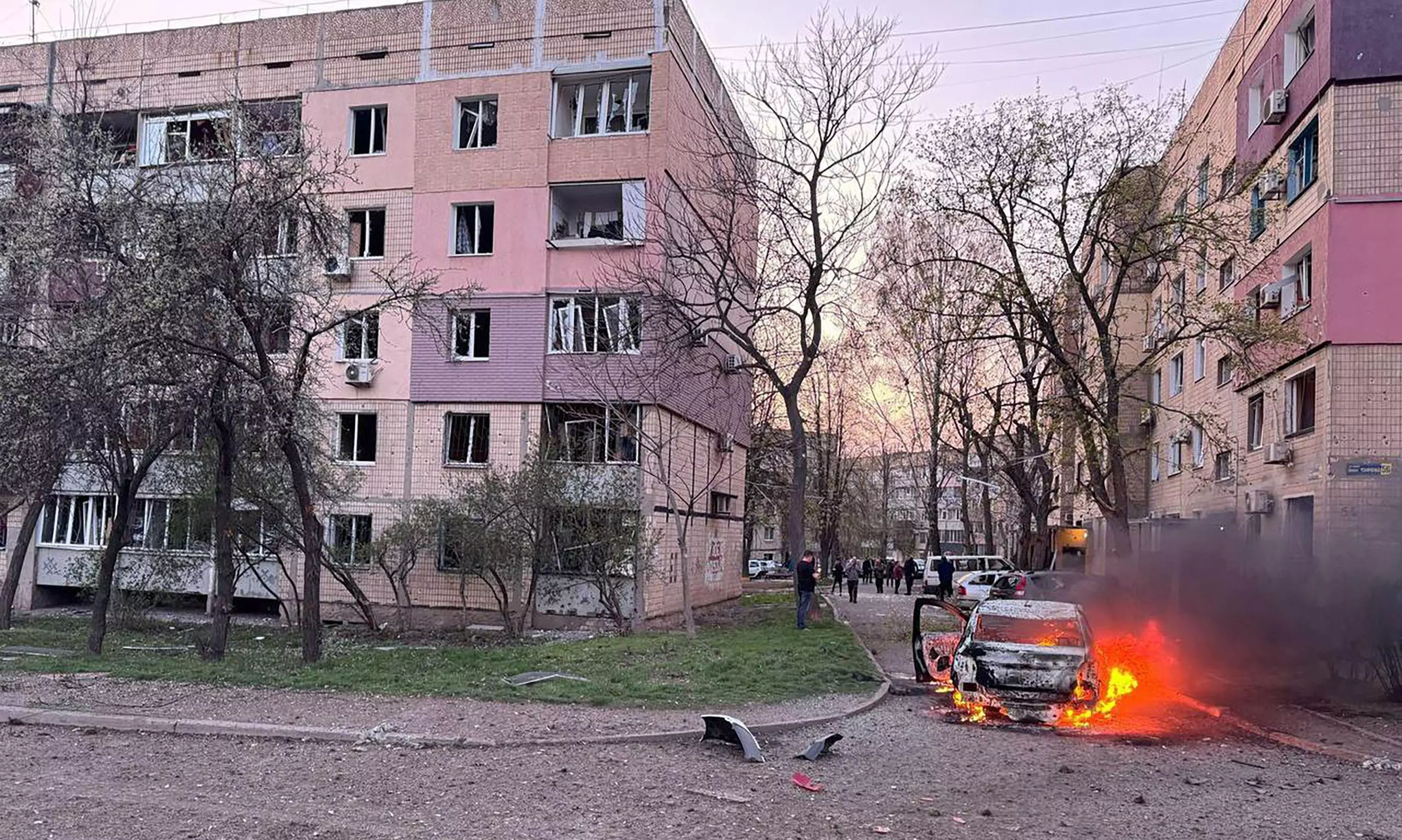 Russian Strike Kills 18 in Ukrainian Presidents Home City