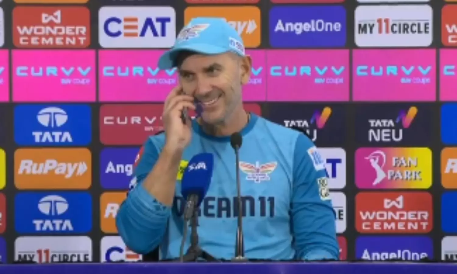 IPL 2025: Hilarious moment unfolds as LSG head coach picks up call on reporters phone