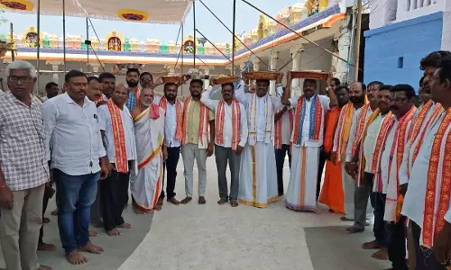 Silk, Pearls Offered to Lord Rama at Ellanthakunta Ramalayam