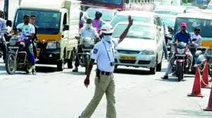 Nizamabad traffic cops crack down on use of sirens Nizamabad traffic cops crack down on use of sirens