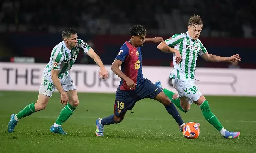 Barcelona draw to increase Liga lead after Real Madrid stumble