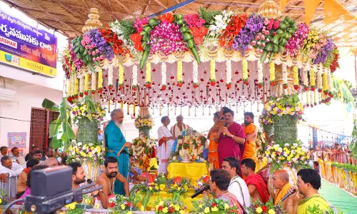 Joginis, transgenders marry Lord Shiva on Rama Navami in Vemulawada