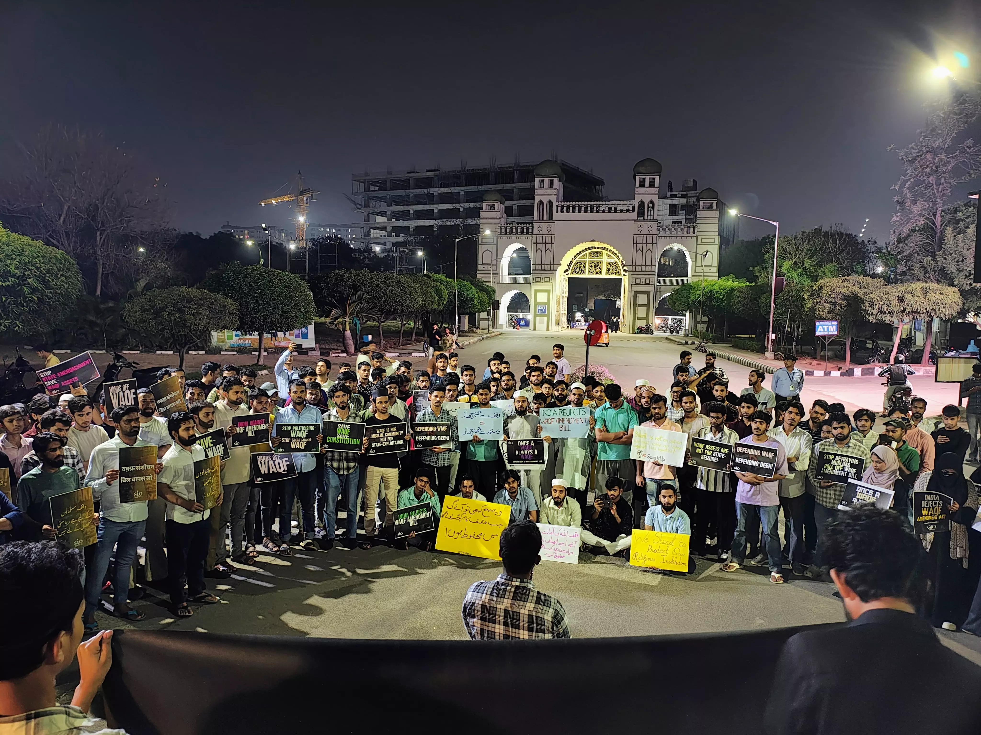 Manuu protests Waqf Amendment Act