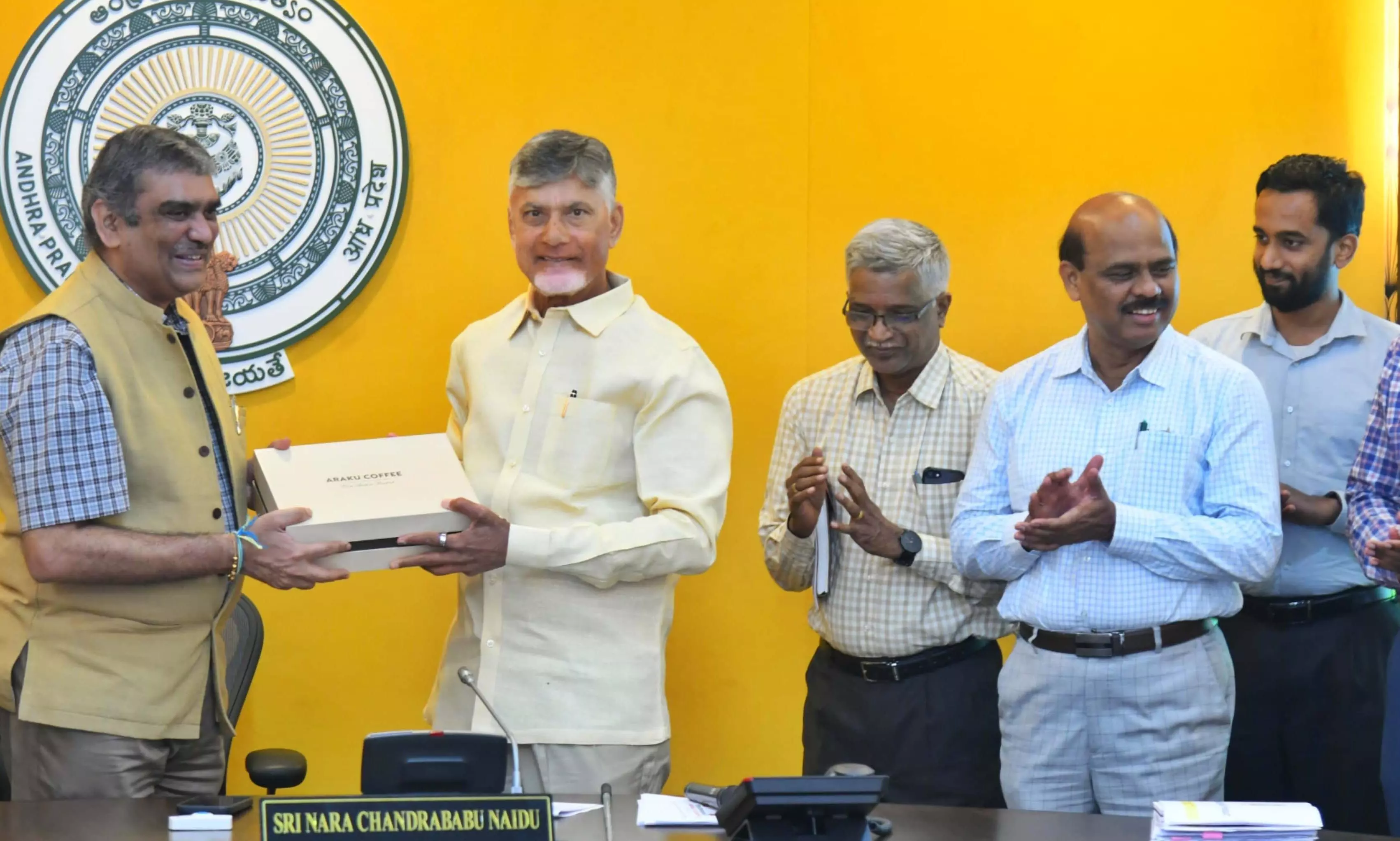 Naidu projects AP’s GSDP at $2.4 trillion