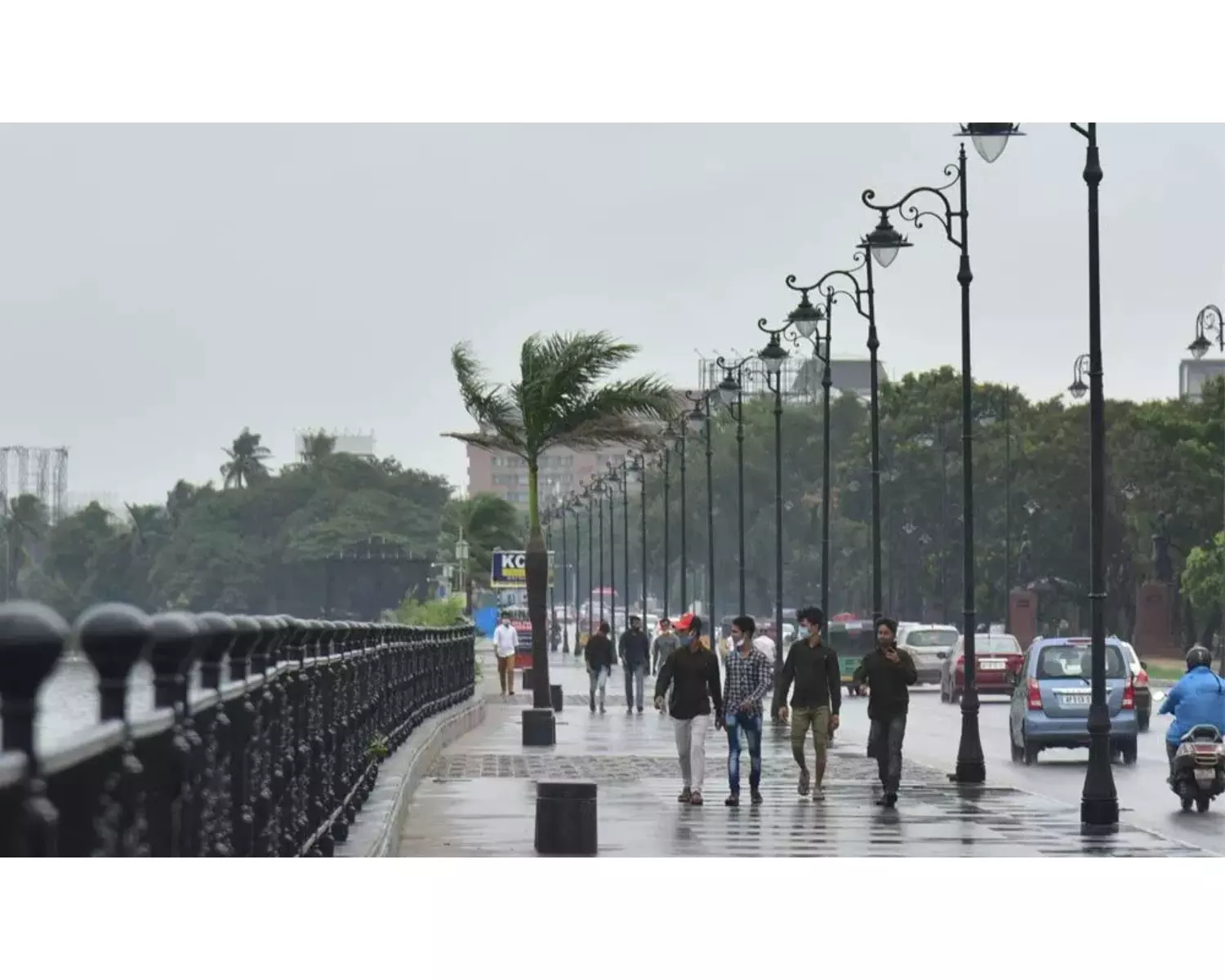 Despite showers, dry weather to stay in Telangana Despite showers, dry weather to stay in Telangana