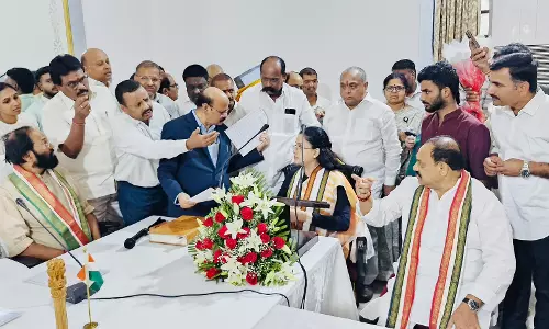 Telangana: 7 MLCs take oath, Congress strength rises in Council