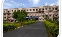 Bhaskar Medical College Faces Probe for Underpaying Interns