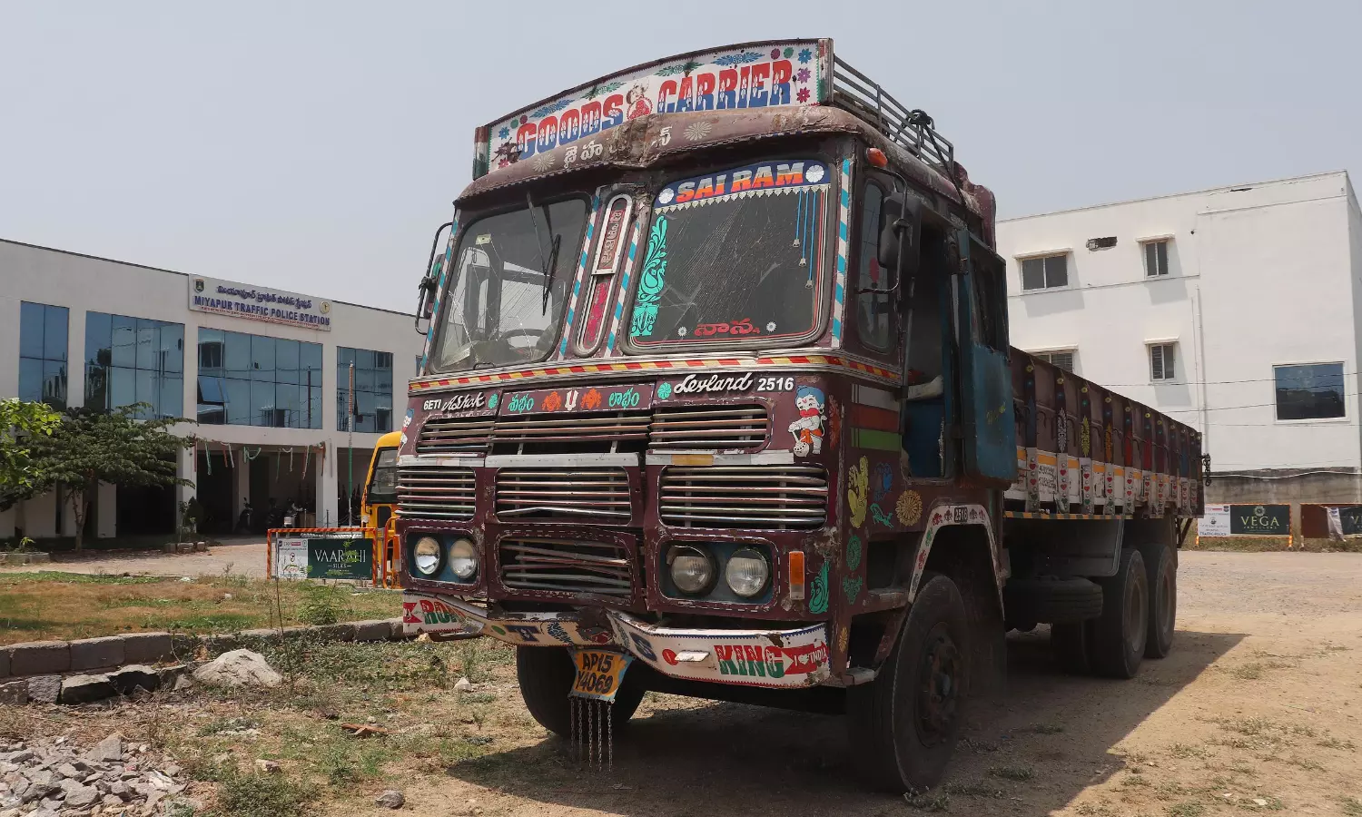 Drunk driver kills traffic cop in Miyapur