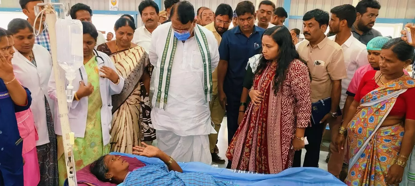 60 ill, 3 critical in Banswada after taking spurious toddy