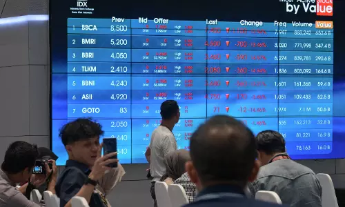 Asian shares gain despite uncertainty over Trump tariffs