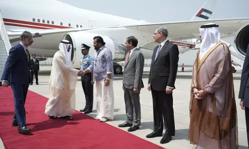 Dubai Crown Prince Hamdan bin Mohammed bin Rashid Al Maktoum received in India with ceremonial Guard of Honour