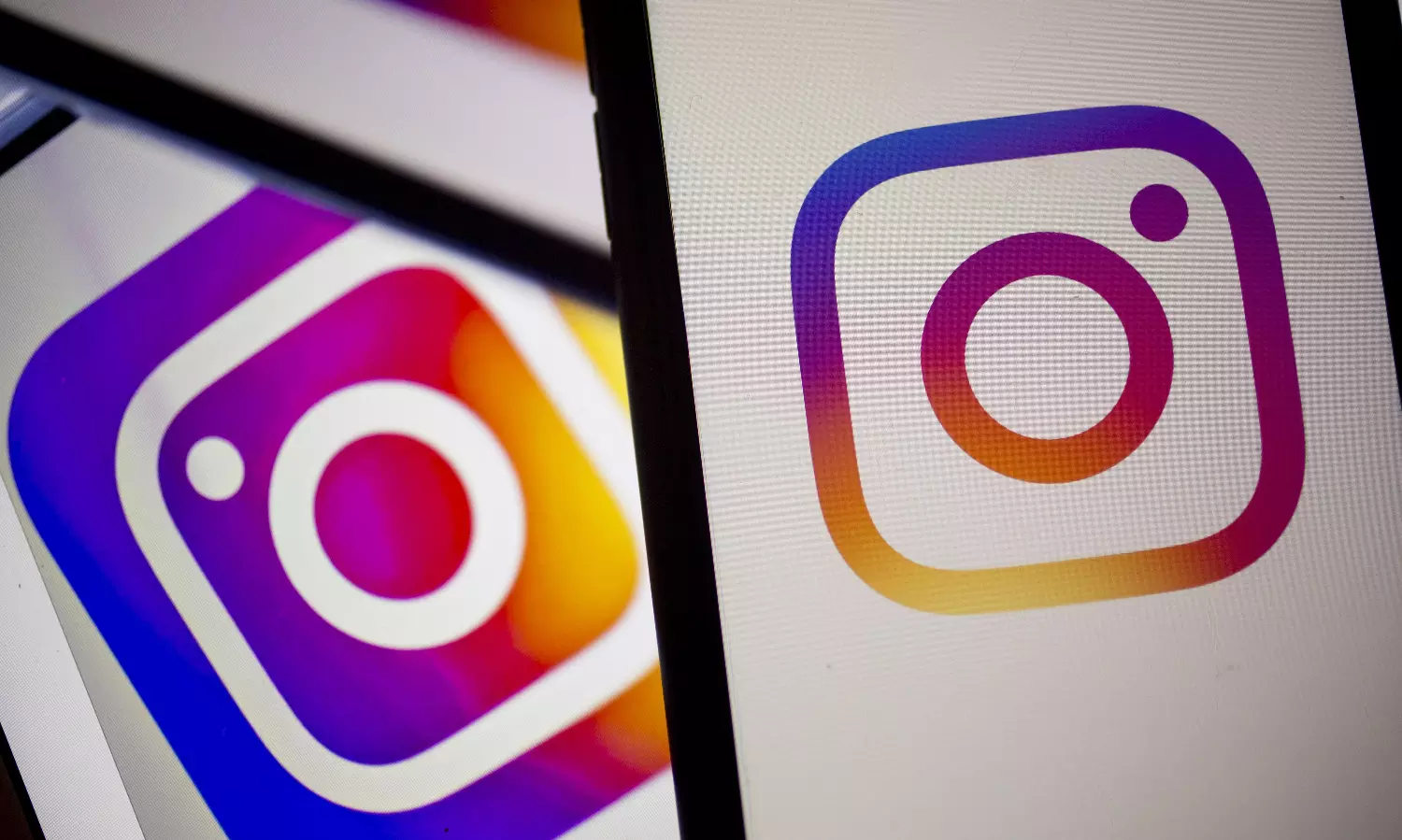 Meta Blocks Teens From Instagram Livestreaming