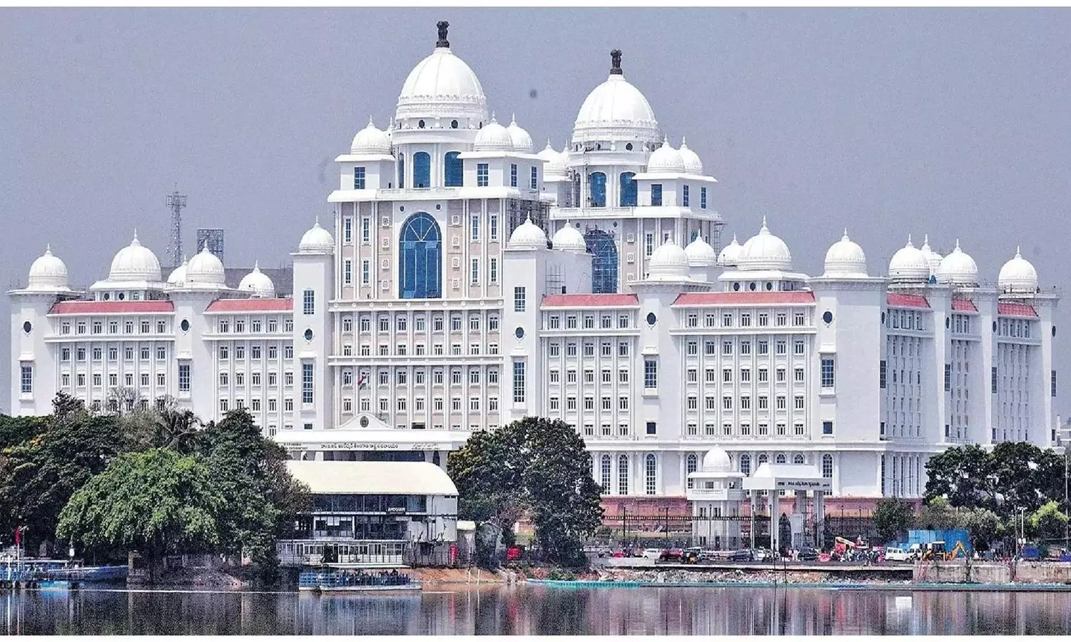 Six Civil Servants Yet to Submit Assets Info Six Civil Servants Yet to Submit Assets Info