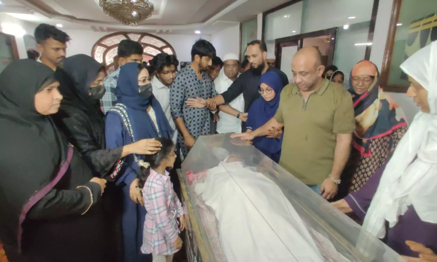 Ex-BRS MLA Aamer detained at Hyderabad airport